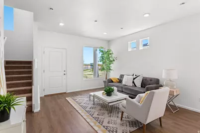 256 E Browns Creek St, Saratoga Springs, UT 84045 - Photo 6