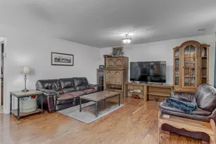 1661 W 1950 S, Syracuse, UT 84075 - Photo 12