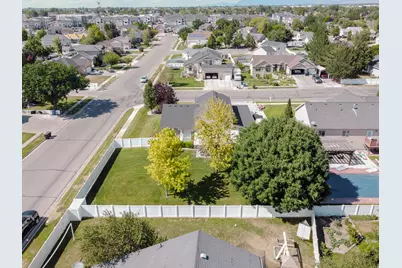 1661 W 1950 S, Syracuse, UT 84075 - Photo 34