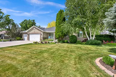 10034 S Jordan Crest Cir, South Jordan, UT 84095 - Photo 4