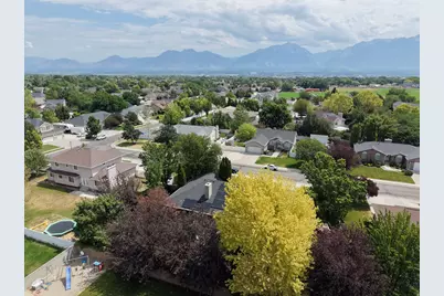 10034 S Jordan Crest Cir, South Jordan, UT 84095 - Photo 56