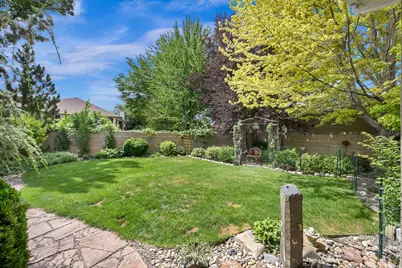 10034 S Jordan Crest Cir, South Jordan, UT 84095 - Photo 16