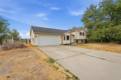 5049 S 4300 W, Hooper, UT 84315 - Photo 2