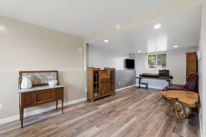 5049 S 4300 W, Hooper, UT 84315 - Photo 14