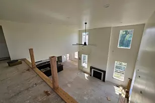 791 W Summerhill Ln, Centerville, UT 84014 - Photo 4