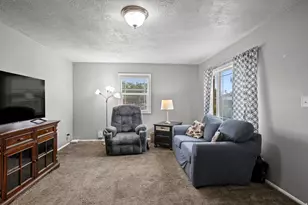 780 S Birch St E, Clearfield, UT 84015 - Photo 4