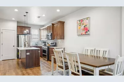 11436 S Lake Run Rd #326, South Jordan, UT 84009 - Photo 6