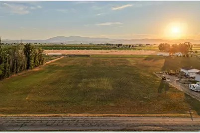 930 S 800 E, Lewiston, UT 84320 - Photo 4