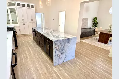 633 E 300 S, Salt Lake City, UT 84102 - Photo 4
