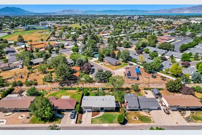 71 N Paradise Dr, Orem, UT 84097 - Photo 36