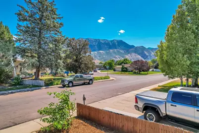 71 N Paradise Dr, Orem, UT 84097 - Photo 38