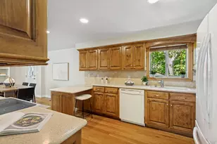 71 N Paradise Dr, Orem, UT 84097 - Photo 6