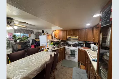 1146 S 1000 E, Clearfield, UT 84015 - Photo 22