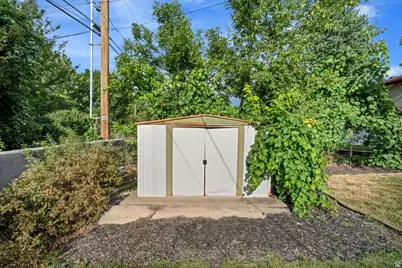 83 E 1600 S, Bountiful, UT 84010 - Photo 36