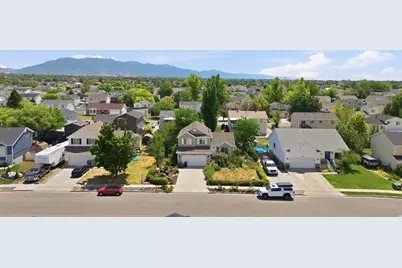 5416 S 4225 W, Roy, UT 84067 - Photo 32