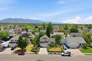 5416 S 4225 W, Roy, UT 84067 - Photo 32
