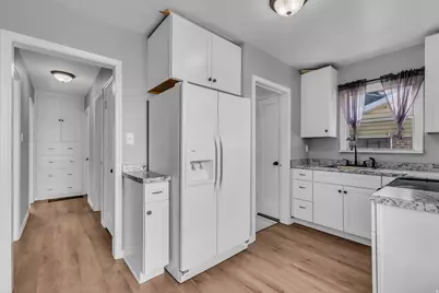 479 E 5th St S, Ogden, UT 84404 - Photo 8