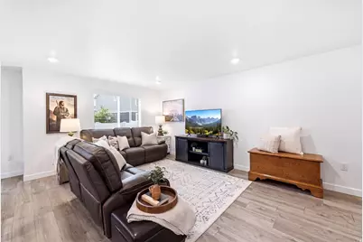 1123 W Hidden Spring Dr, Santaquin, UT 84655 - Photo 4