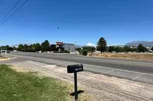 2593 N 2000 W, Clinton, UT 84015 - Photo 4