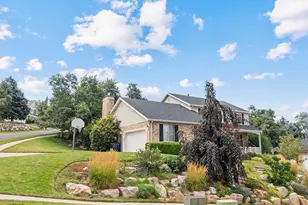 557 S Moss Hill Dr, Bountiful, UT 84010 - Photo 30