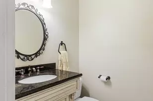 557 S Moss Hill Dr, Bountiful, UT 84010 - Photo 18