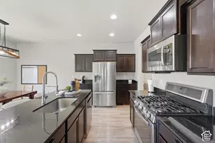 699 S Jubilee Dr, Saratoga Springs, UT 84045 - Photo 10