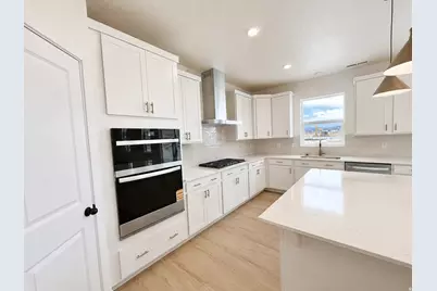 1089 E Blackfeet Dr #518, Eagle Mountain, UT 84005 - Photo 6