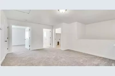 2561 N 2080 W #166, Clinton, UT 84015 - Photo 4