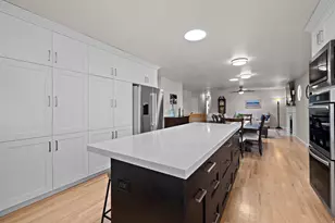 1597 E 11400 S, Sandy, UT 84092 - Photo 12