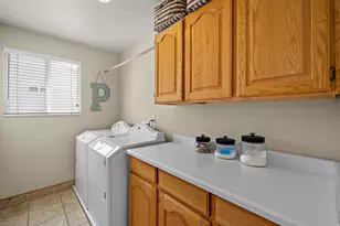 1597 E 11400 S, Sandy, UT 84092 - Photo 26