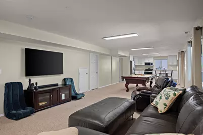 1597 E 11400 S, Sandy, UT 84092 - Photo 28