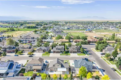 3268 W 1025 N, Layton, UT 84041 - Photo 42