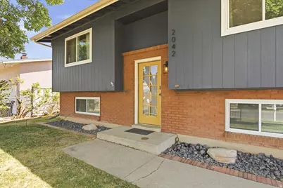 2042 N 630 W, Clinton, UT 84015 - Photo 4