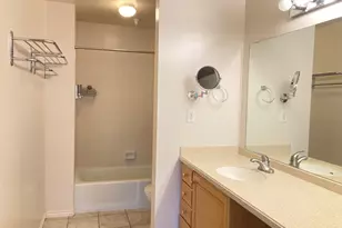 560 E S Temple St, Salt Lake City, UT 84102 - Photo 10