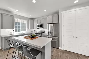 9871 N Bedford Ct, Highland, UT 84003 - Photo 8