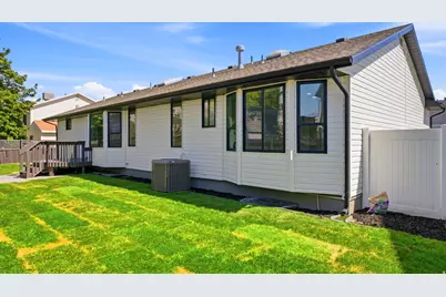 1338 W 5550 S, Taylorsville, UT 84123 - Photo 32