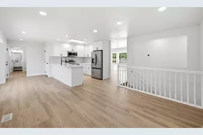 1338 W 5550 S, Taylorsville, UT 84123 - Photo 8