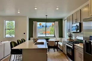1535 S 900 W, Clearfield, UT 84015 - Photo 4