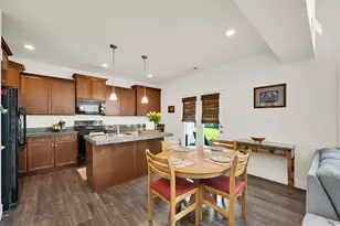 12772 S Village Creek Dr, Riverton, UT 84065 - Photo 6