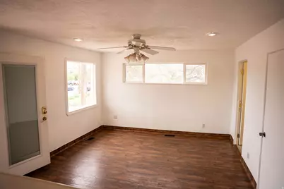 1545 W State St, Hurricane, UT 84737 - Photo 24