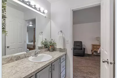 251 S Parkside Ct, Provo, UT 84601 - Photo 14