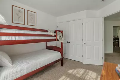 251 S Parkside Ct, Provo, UT 84601 - Photo 16