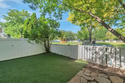 251 S Parkside Ct, Provo, UT 84601 - Photo 24