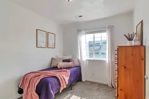 251 S Parkside Ct, Provo, UT 84601 - Photo 18