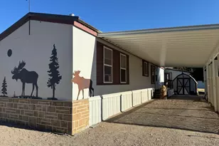 963 E Breeze Wy, Garden City, UT 84028 - Photo 2