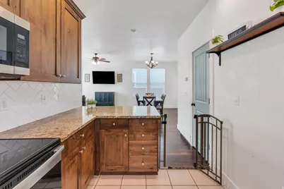 10262 S Millerton Dr, South Jordan, UT 84009 - Photo 6