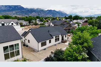 1548 N 275 W, Orem, UT 84057 - Photo 2