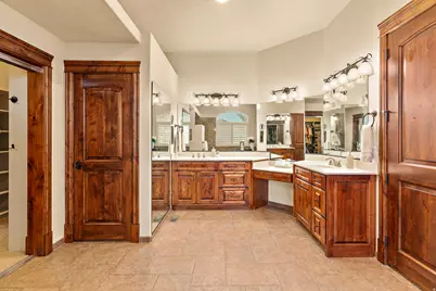 3331 W Bear Canyon Ln N, Cedar Hills, UT 84062 - Photo 32