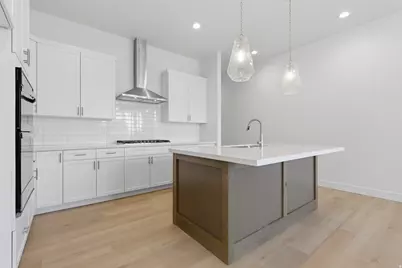 567 N Legend Way #470, Mapleton, UT 84664 - Photo 4