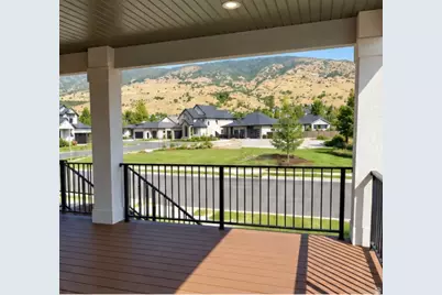 763 W Summerhill Ln, Centerville, UT 84014 - Photo 8